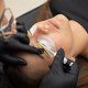 Lash Lift Kit sedang diterapkan