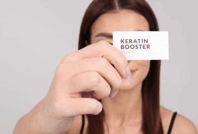 Penerapan model Langkah 3 - Penguat Keratin pada bulu mata